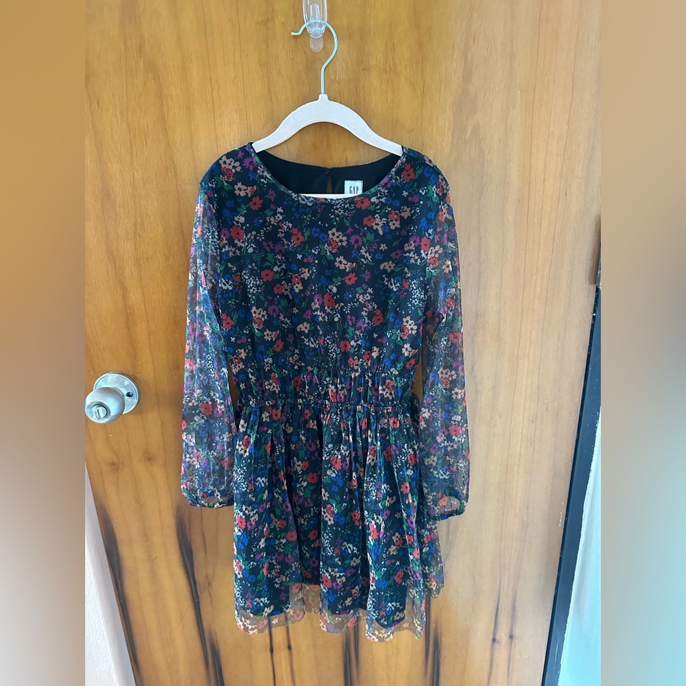 Beautiful Dress! Perfect for the Holidays